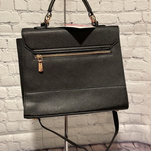 NWT Trina Turk Top Handle Bag with detachable shoulder strap NWT - Picture 3 of 6